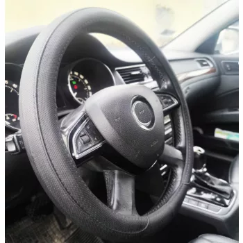   Bőrhatású szellőző kormányvédő - fekete színben, fehér belsővel - 36 cm - 23518BK-PRO