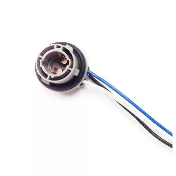 Izzó foglalat - 1157 - 21/5W - 1db