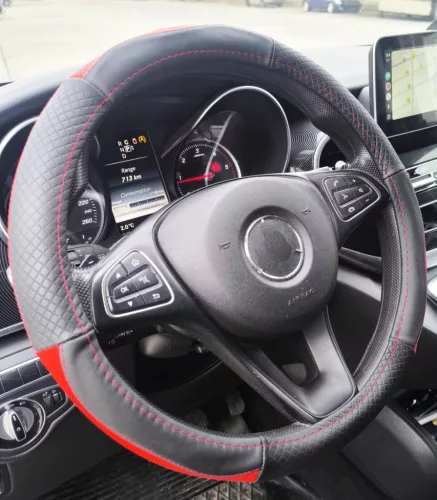 Valódi bőr kormányvédő - 38cm - fekete-piros