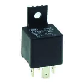 Relé - 4 lábú - 40A 12V