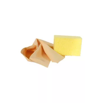 Szivacs törlőkendővel