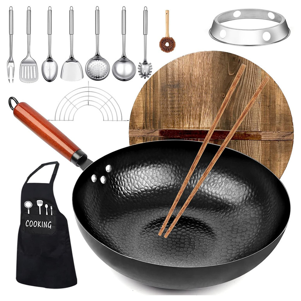 Image of Wok serpenyő konyhai kiegészítőkkel